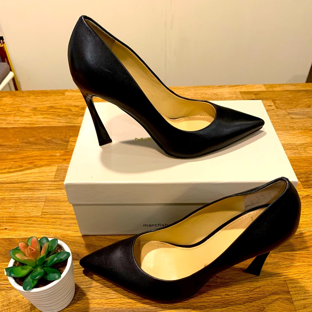 Marc Fisher Black Heels 9. Barely Worn!